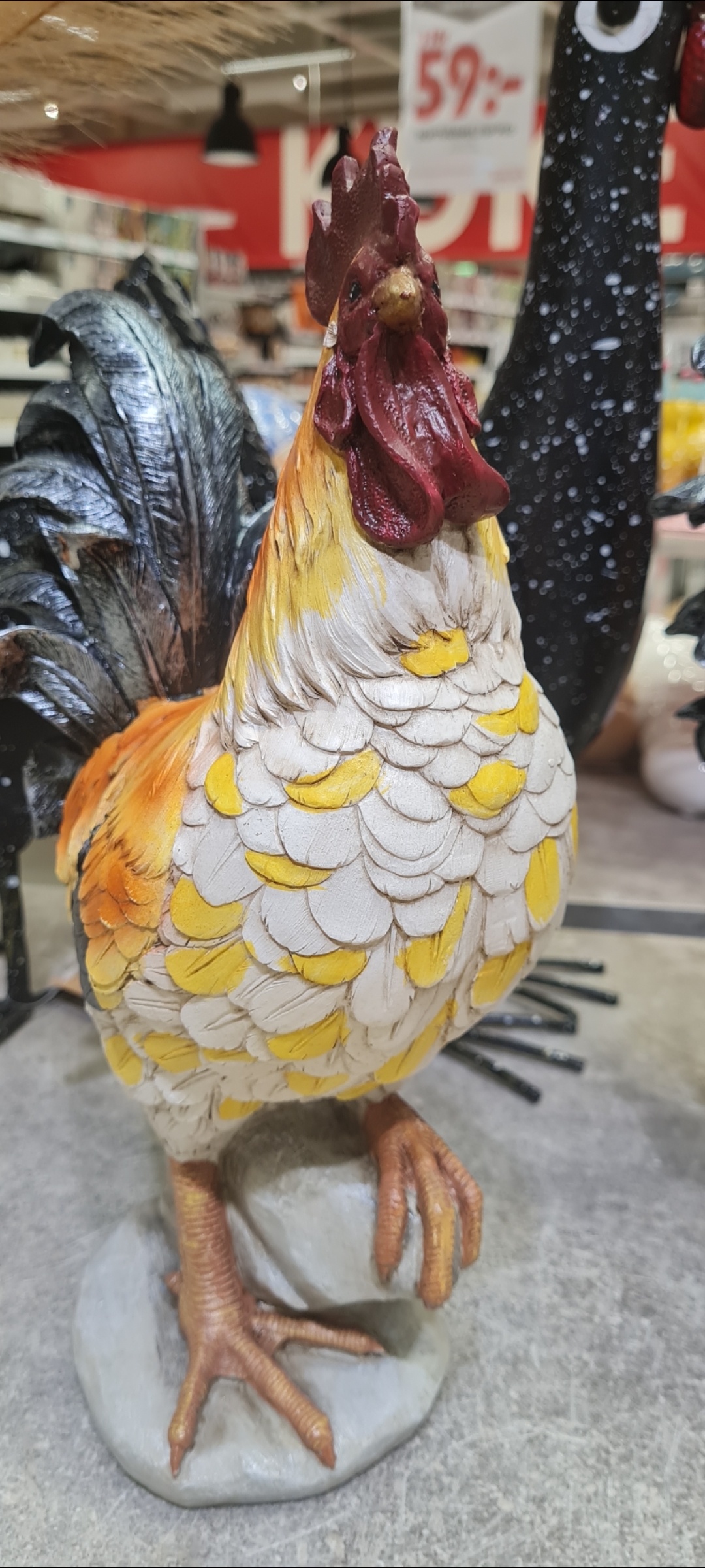 Lagom till påsk en prydnad i form av en ståtlig tupp!