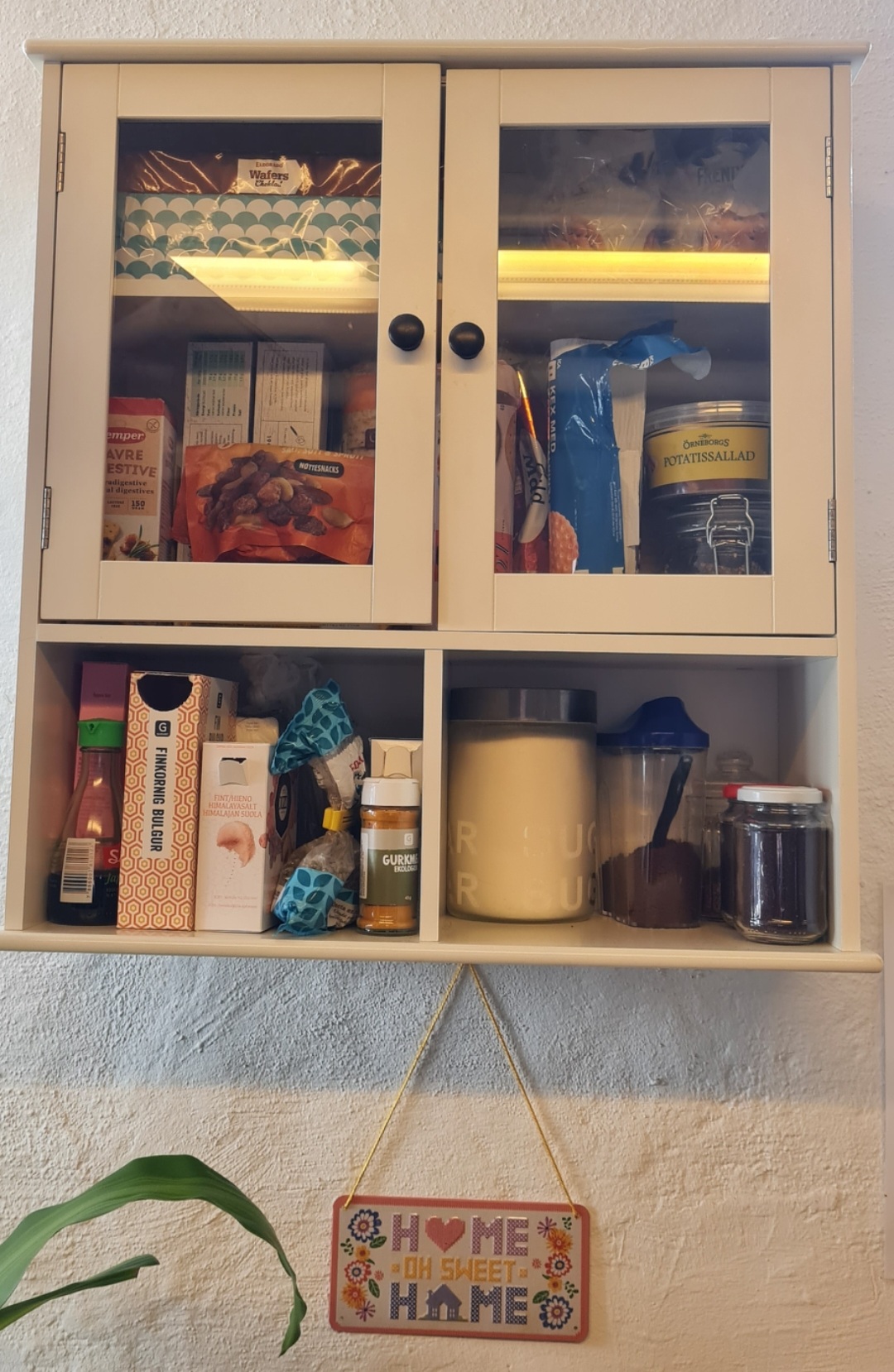 Hyllor och skåp som gör det riktigt lantligt och bondig stil!